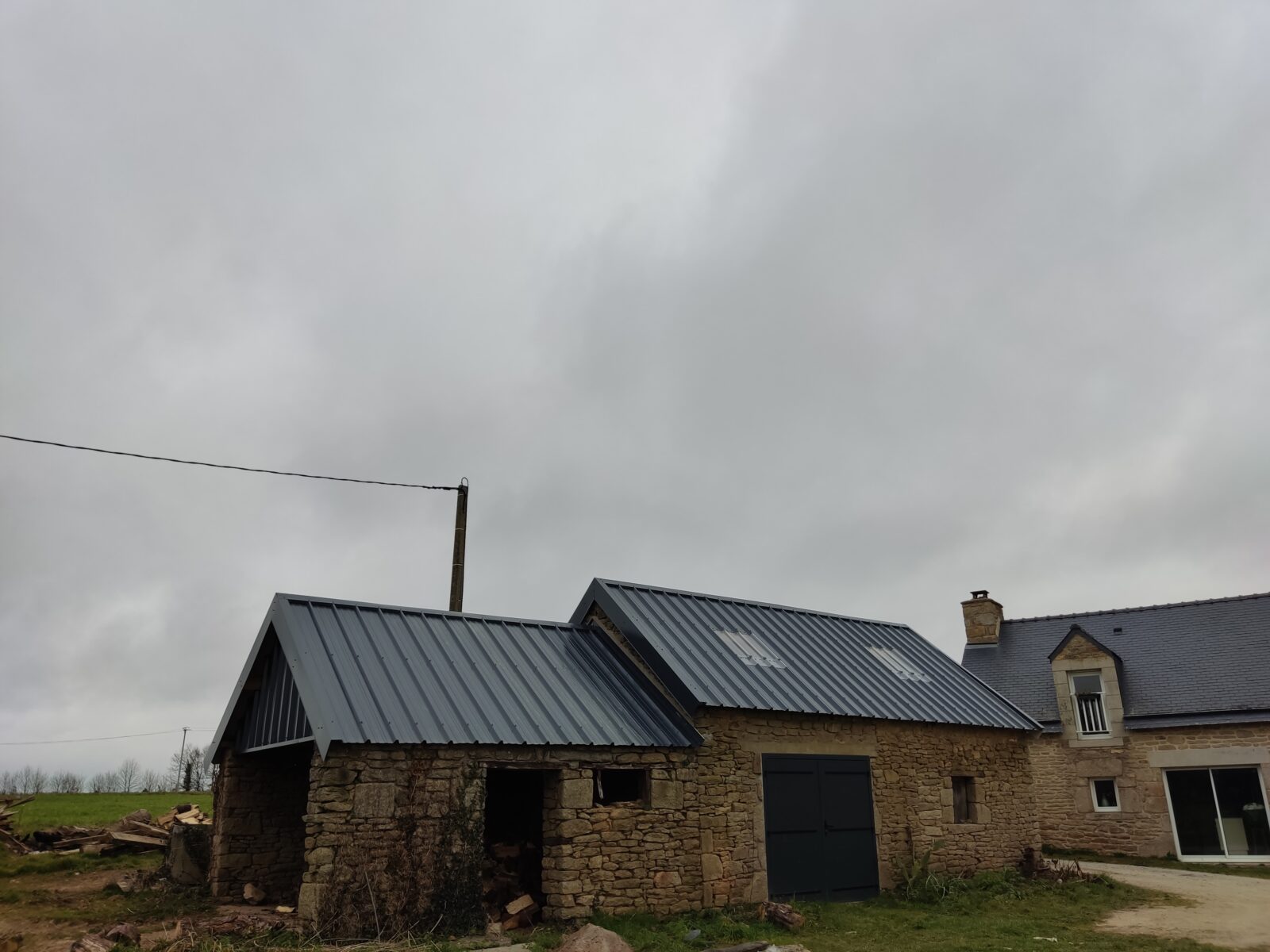 O Bois De Brin Charpentier A Saint Jean Brevelay IMG 20230217 153324